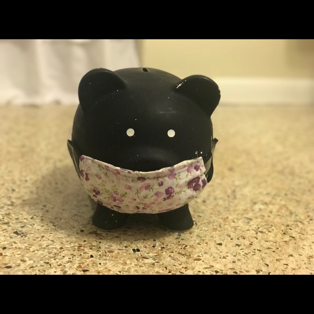 Little girl’s mask